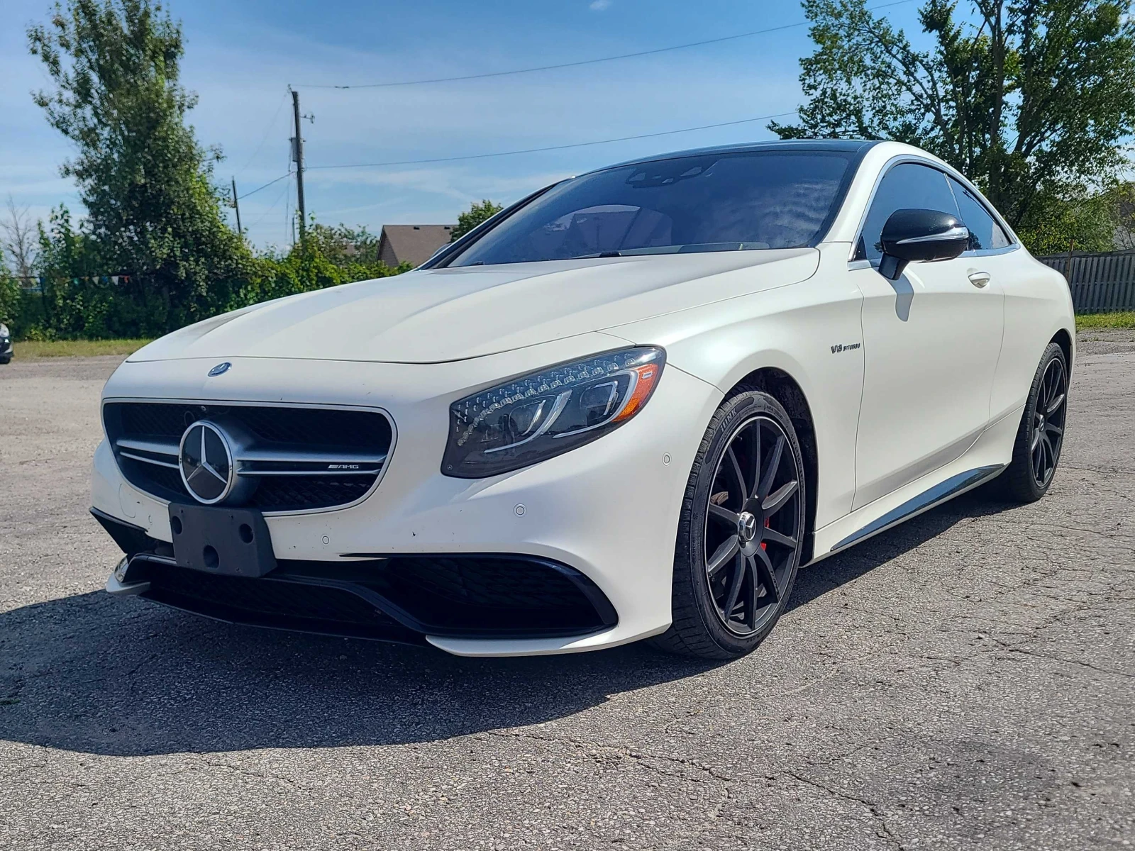 Mercedes-Benz S 63 AMG * АВТОКРЕДИТ * ГЛАВНО ПРЕДСТАВИТЕЛСТВО