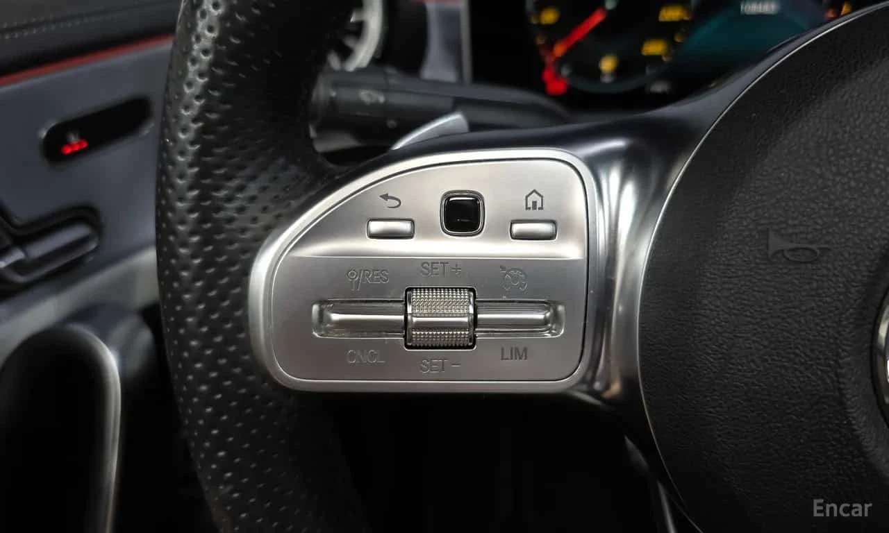 Mercedes-Benz CLA 250 * CLA250 4MATIC * , снимка 15 - Автомобили и джипове - 56324739