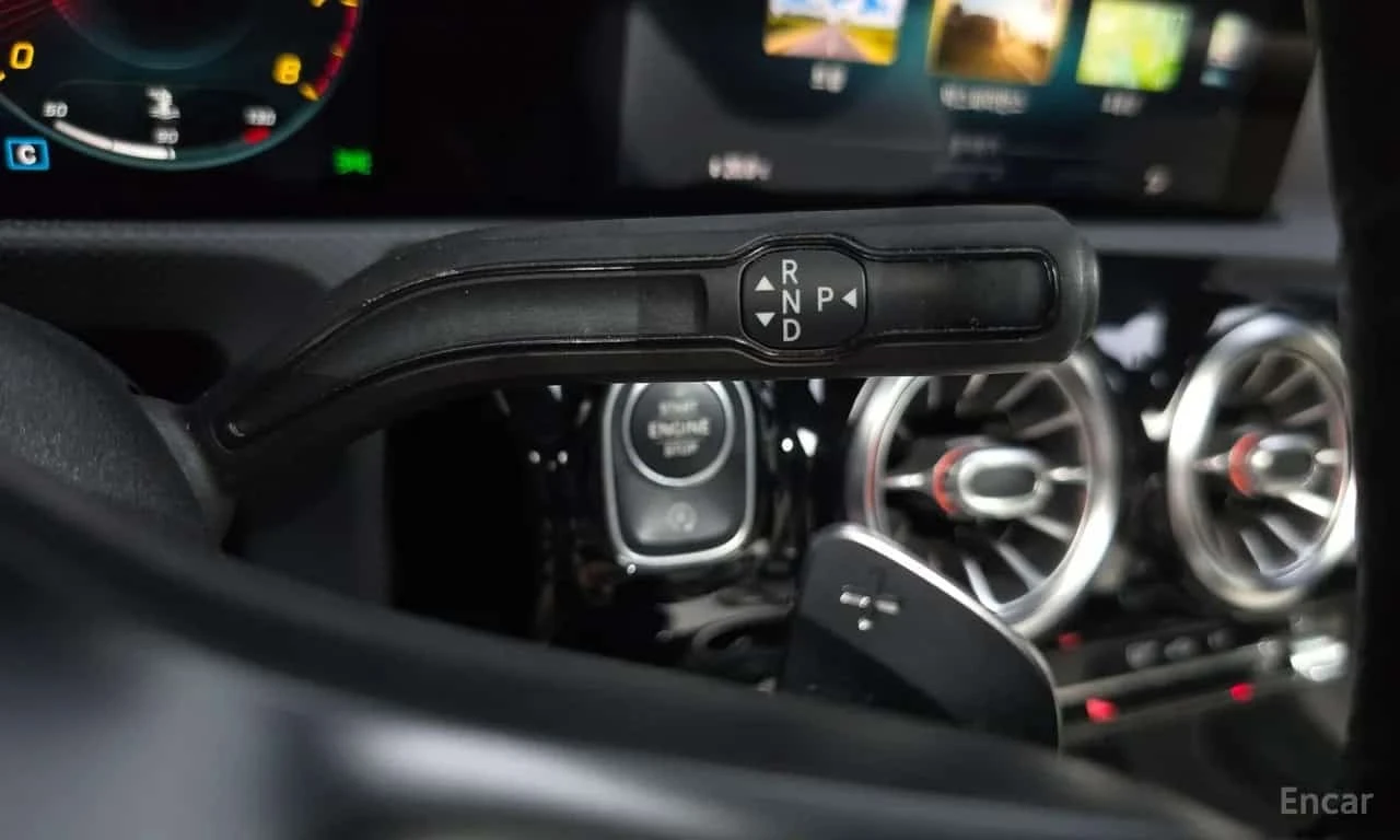 Mercedes-Benz CLA 250 * CLA250 4MATIC * , снимка 16 - Автомобили и джипове - 56324739