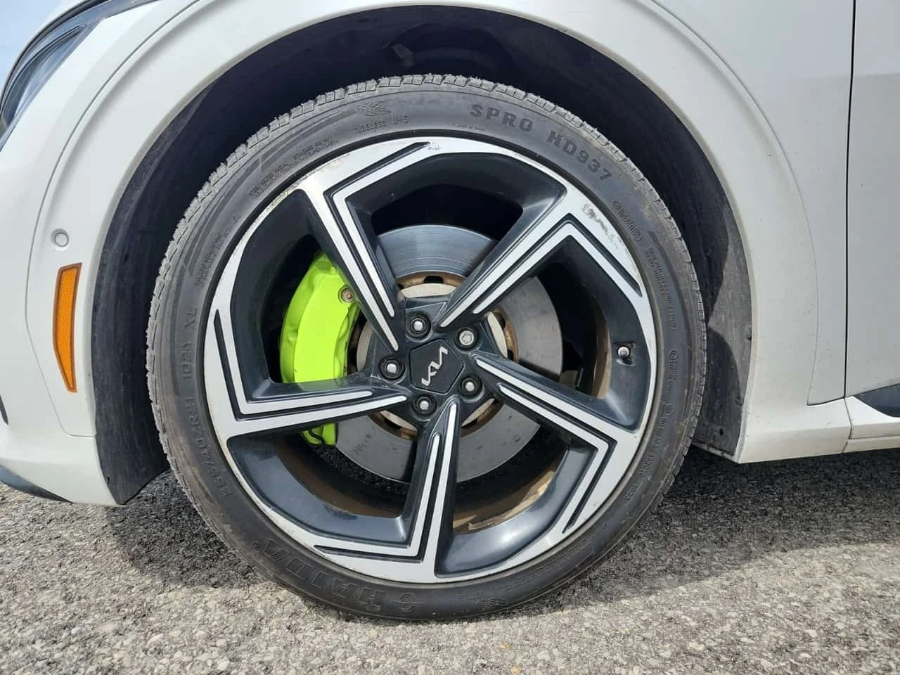Kia EV6 GT / HUD / 360 / Distronic / Carfax  | Mobile.bg � ����������� 6