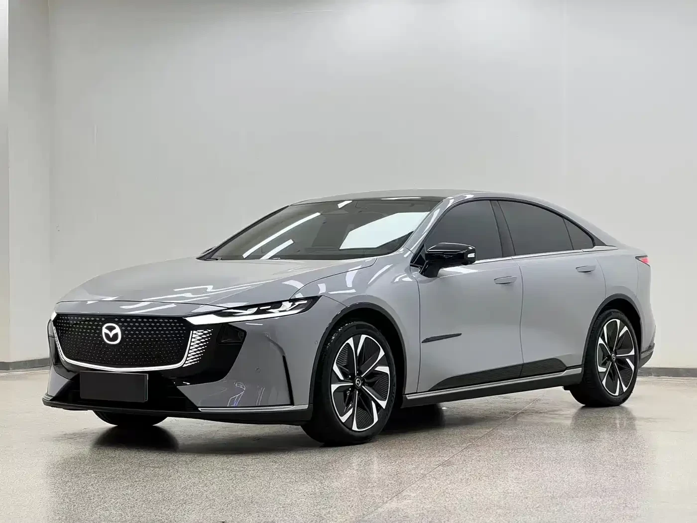 Mazda 6 e 600 Intelligent Premium Edition 