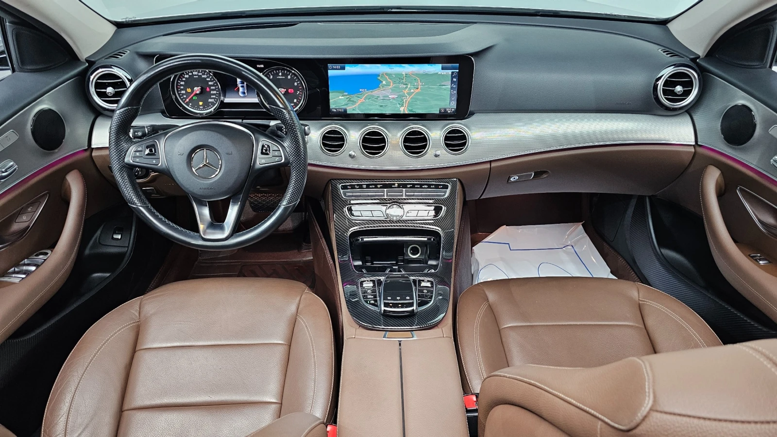 Mercedes-Benz E 200 2.0 Avantgarde, снимка 6 - Автомобили и джипове - 56654079