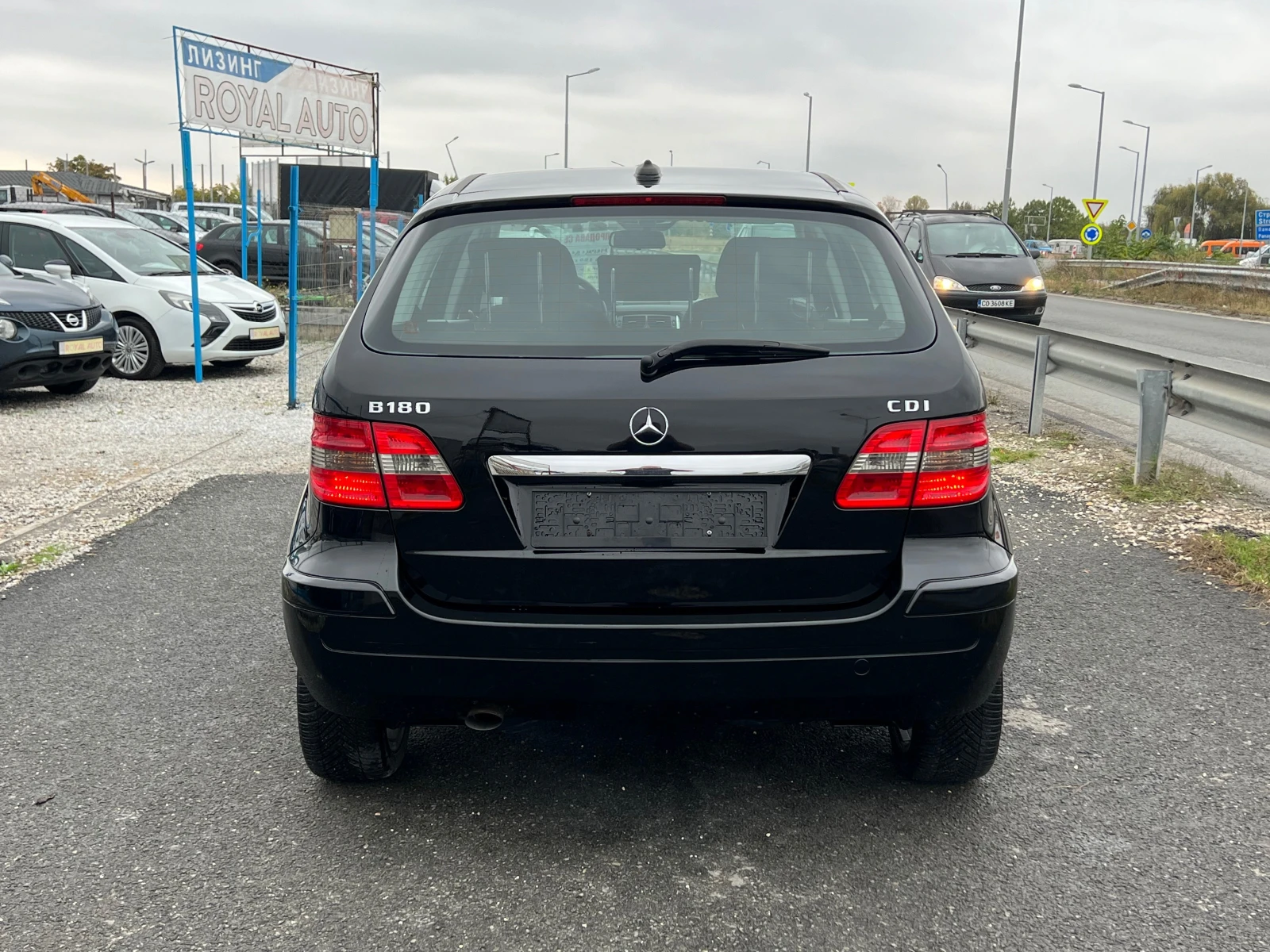 Mercedes-Benz B 180 ЛИЗИНГ-ДИЗЕЛ-КЛИМА, снимка 5 - Автомобили и джипове - 56749535