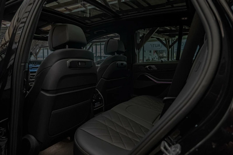 BMW X5 40I/M-Perf/Камера 360/Harman Kardon/Laser/Обдухван, снимка 9 - Автомобили и джипове - 52376969