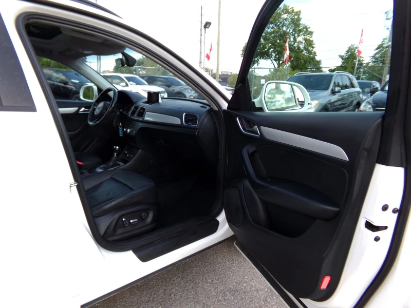 Audi Q3, снимка 13 - Автомобили и джипове - 52696499