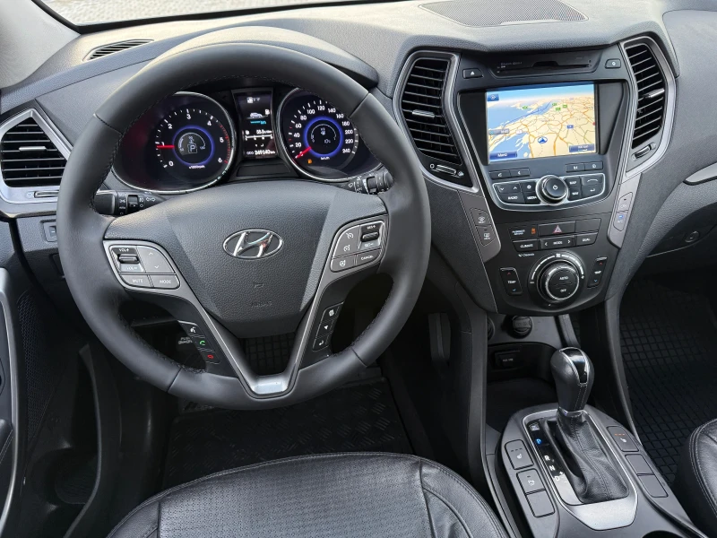 Hyundai Santa fe 2.2CRDI 4x4 7МЕСТЕН ШВЕЙЦАРИЯ, снимка 15 - Автомобили и джипове - 53264110