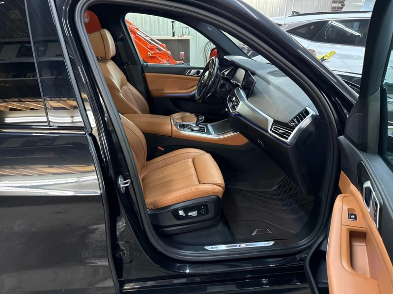 BMW X5 * xDrive40i * M-PACK* ОБДУХВАНЕ* ПАНОРАМА* , снимка 12 - Автомобили и джипове - 53344633