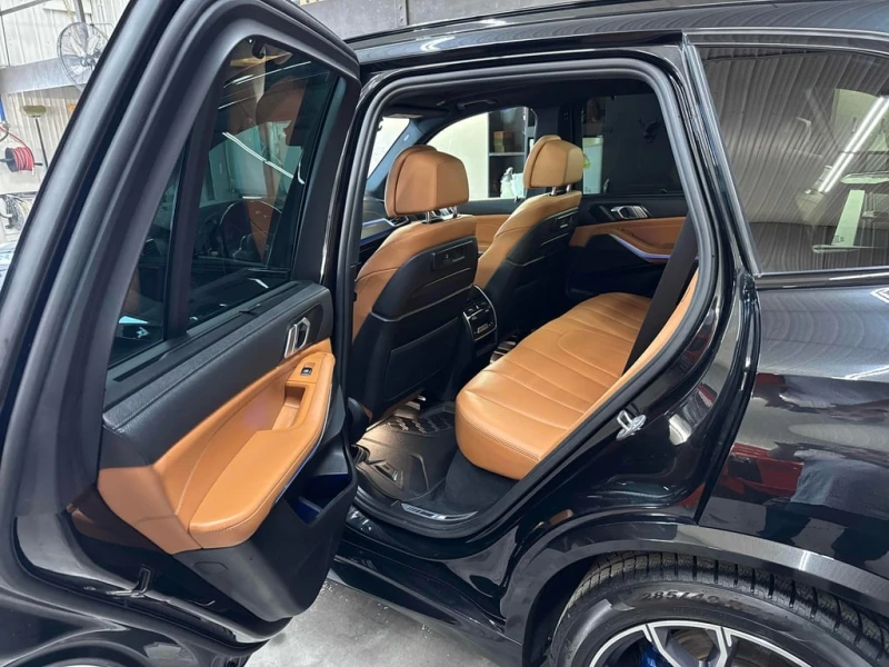 BMW X5 * xDrive40i * M-PACK* ОБДУХВАНЕ* ПАНОРАМА* , снимка 16 - Автомобили и джипове - 53344633