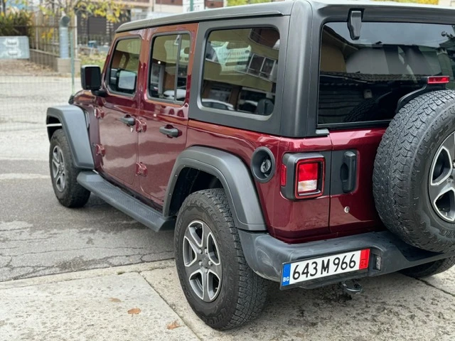 Jeep Wrangler, снимка 4 - Автомобили и джипове - 48008310