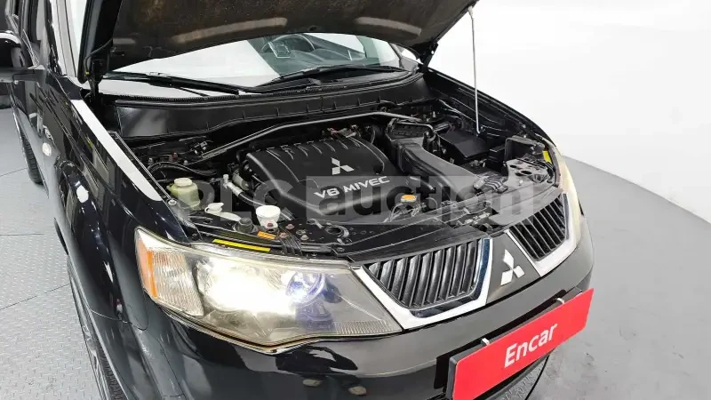 Mitsubishi Outlander Mitsubishi Outlander V6 , 2009, снимка 7 - Автомобили и джипове - 54086896