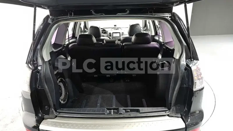 Mitsubishi Outlander Mitsubishi Outlander V6 , 2009, снимка 17 - Автомобили и джипове - 54086896