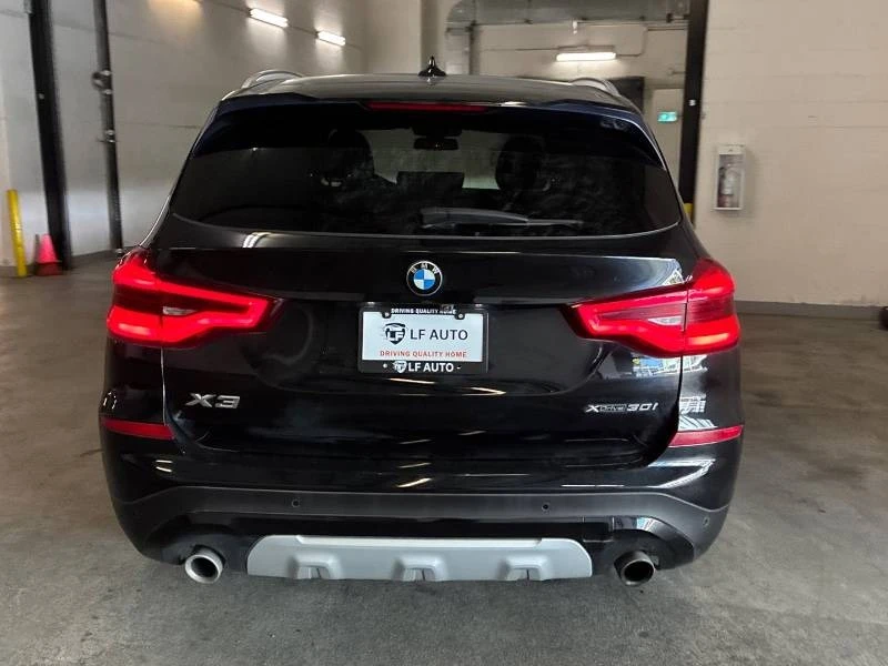 BMW X3 * xDrive30i * 2 КЛЮЧА * PANO * CARFAX, снимка 4 - Автомобили и джипове - 55749253
