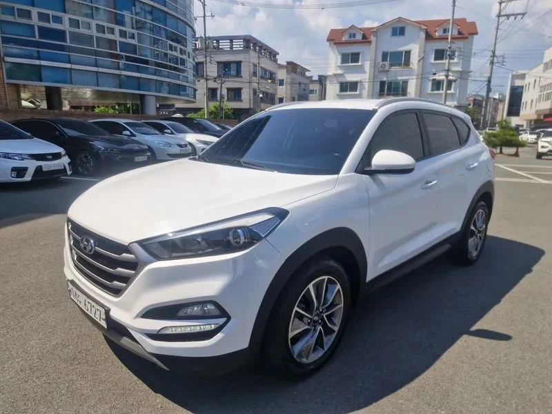 Hyundai Tucson 2.0 - САМО 30% АВАНС