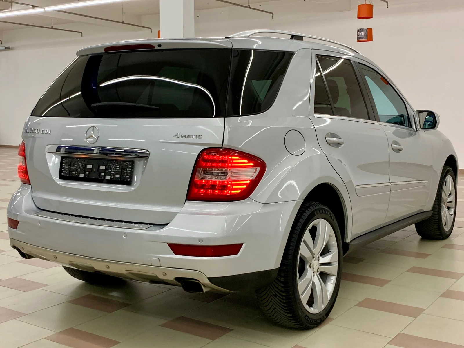 Mercedes-Benz ML 350 CDI 166000км. НОВ - изображение 2