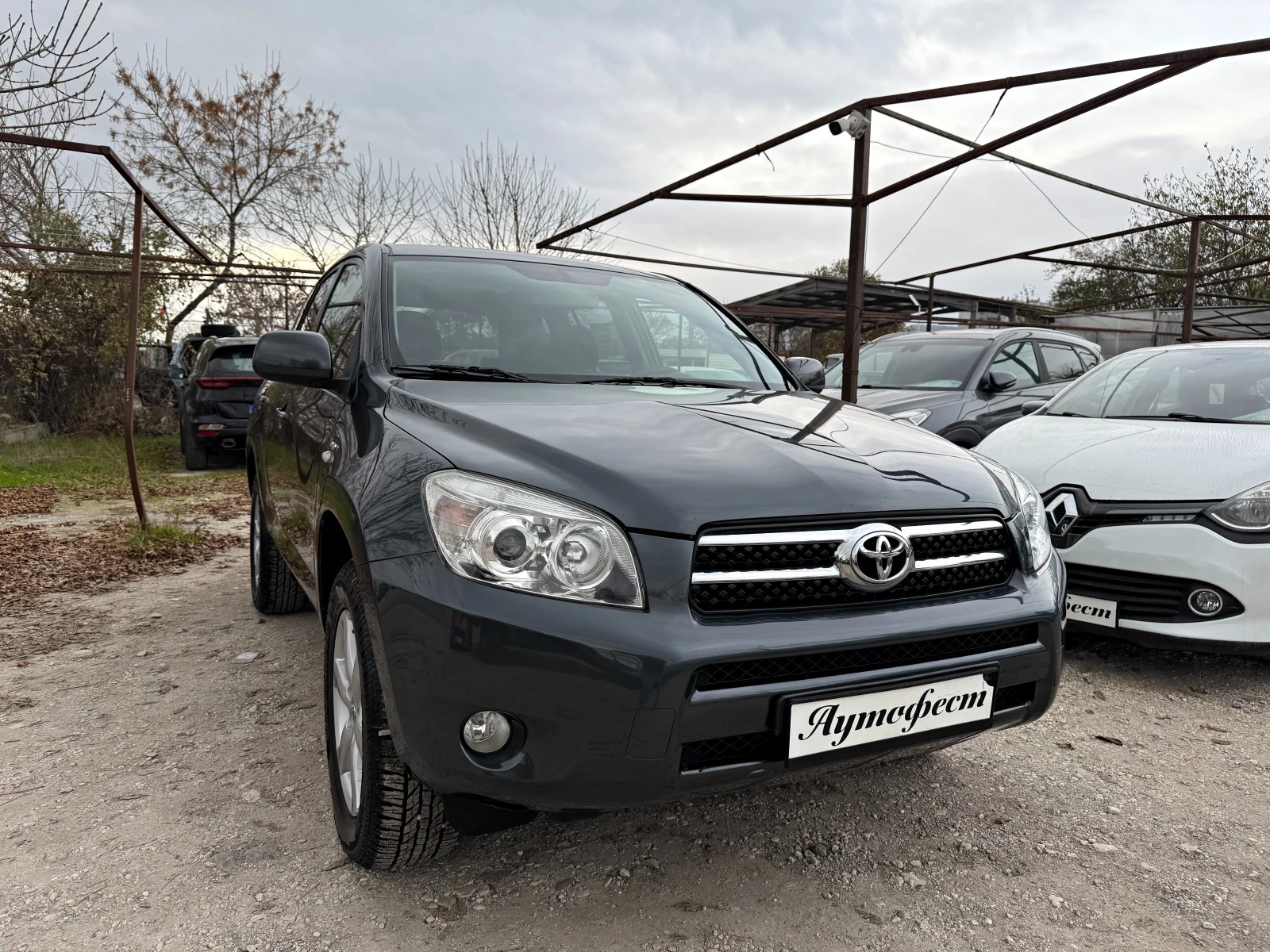 Toyota Rav4 2.2d4d 4x4 CROSS - изображение 2