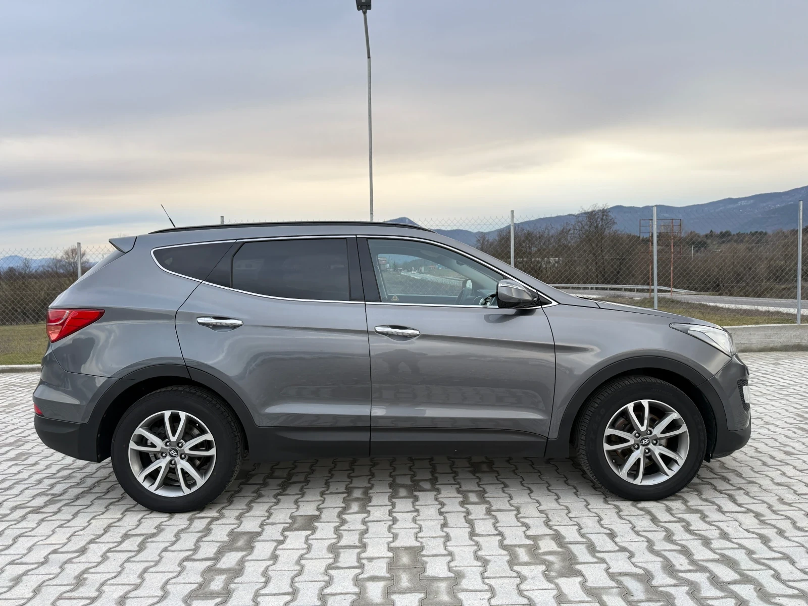 Hyundai Santa fe 2.2CRDI 4x4 7МЕСТЕН ШВЕЙЦАРИЯ - изображение 7
