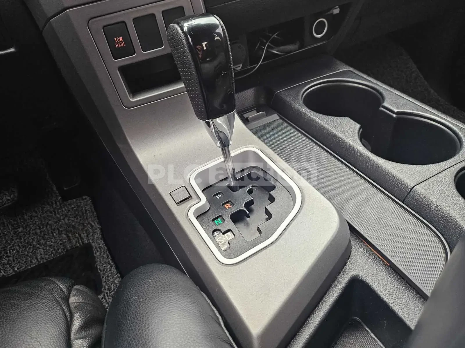 Toyota Tundra V8* 94.000KM* OFF-ROAD КРАЙНА ЦЕНА, снимка 13 - Автомобили и джипове - 53927610