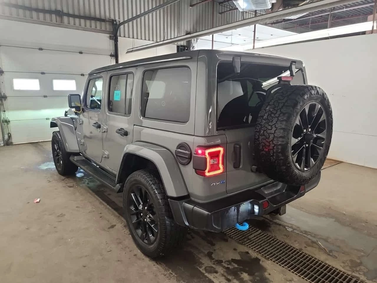 Jeep Wrangler * UNLIMITED SAHARA * CARFAX * 1 ���������� *  | Mobile.bg � ����������� 4