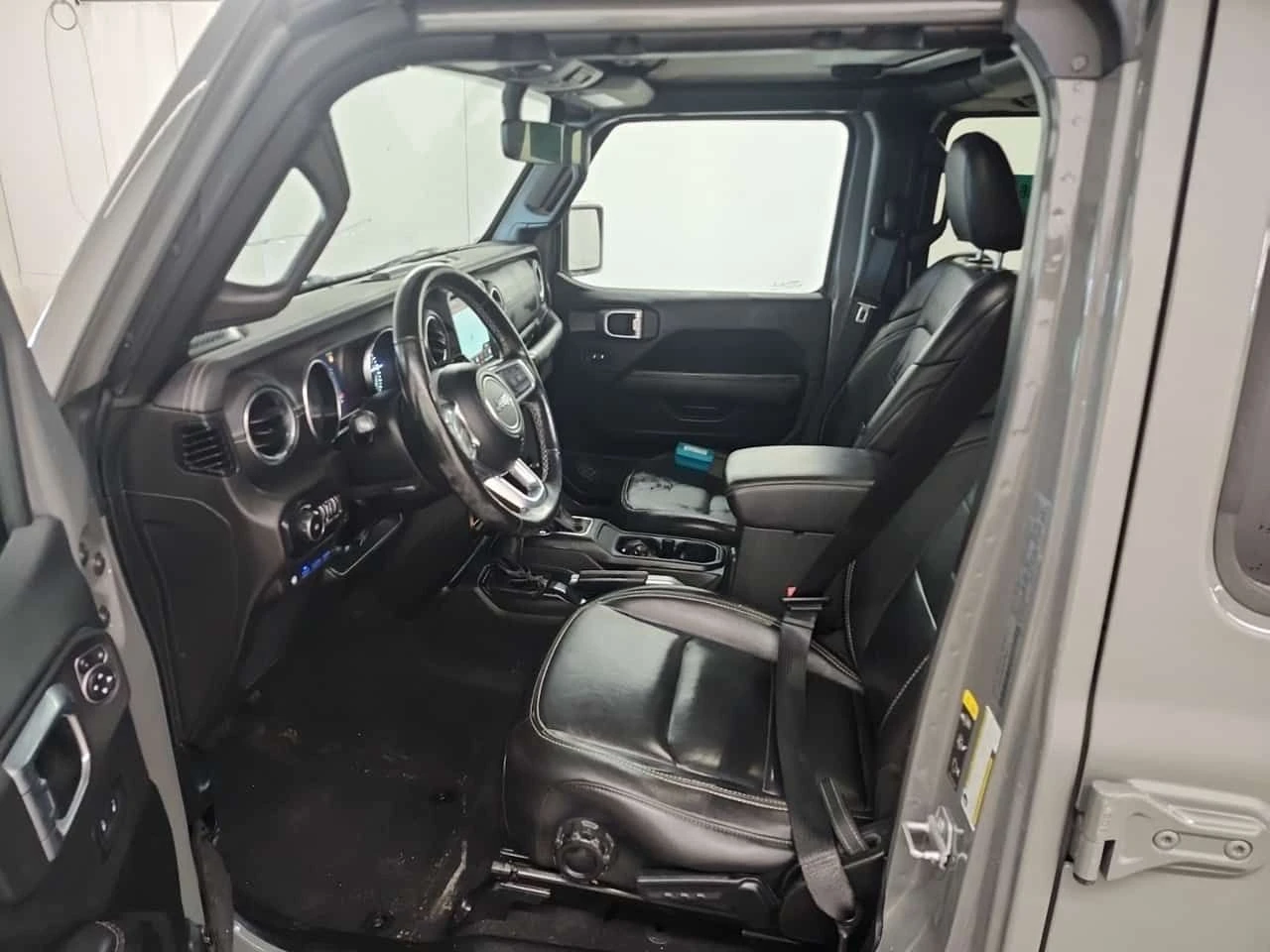 Jeep Wrangler * UNLIMITED SAHARA * CARFAX * 1 ���������� *  | Mobile.bg � ����������� 8