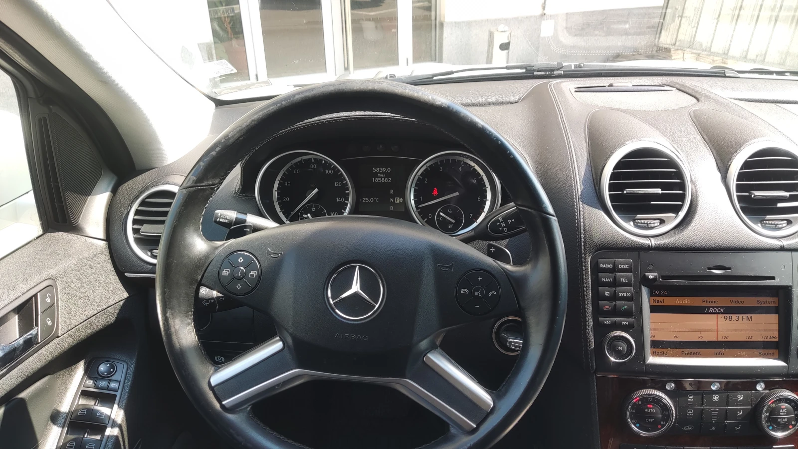 Mercedes-Benz GL 450 4MATIC, снимка 11 - Автомобили и джипове - 55116196