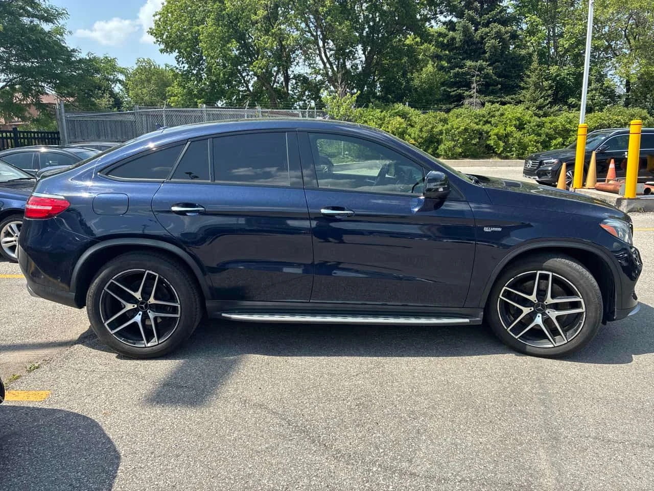 Mercedes-Benz GLE 43 AMG * COUPE * ДИСТРОНИК * ПОДГРЕВ * 360 * ПАНОРАМА, снимка 4 - Автомобили и джипове - 55158866