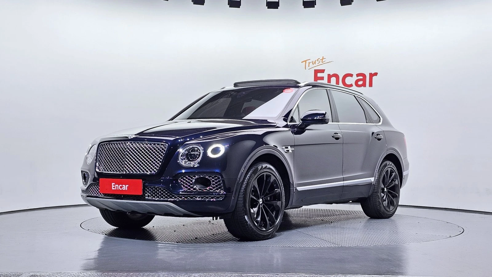 Bentley Bentayga 4.0* ЛЮК* МАСАЖ* HUD* 360* KEYLESS* КРАЙНА ЦЕНА
