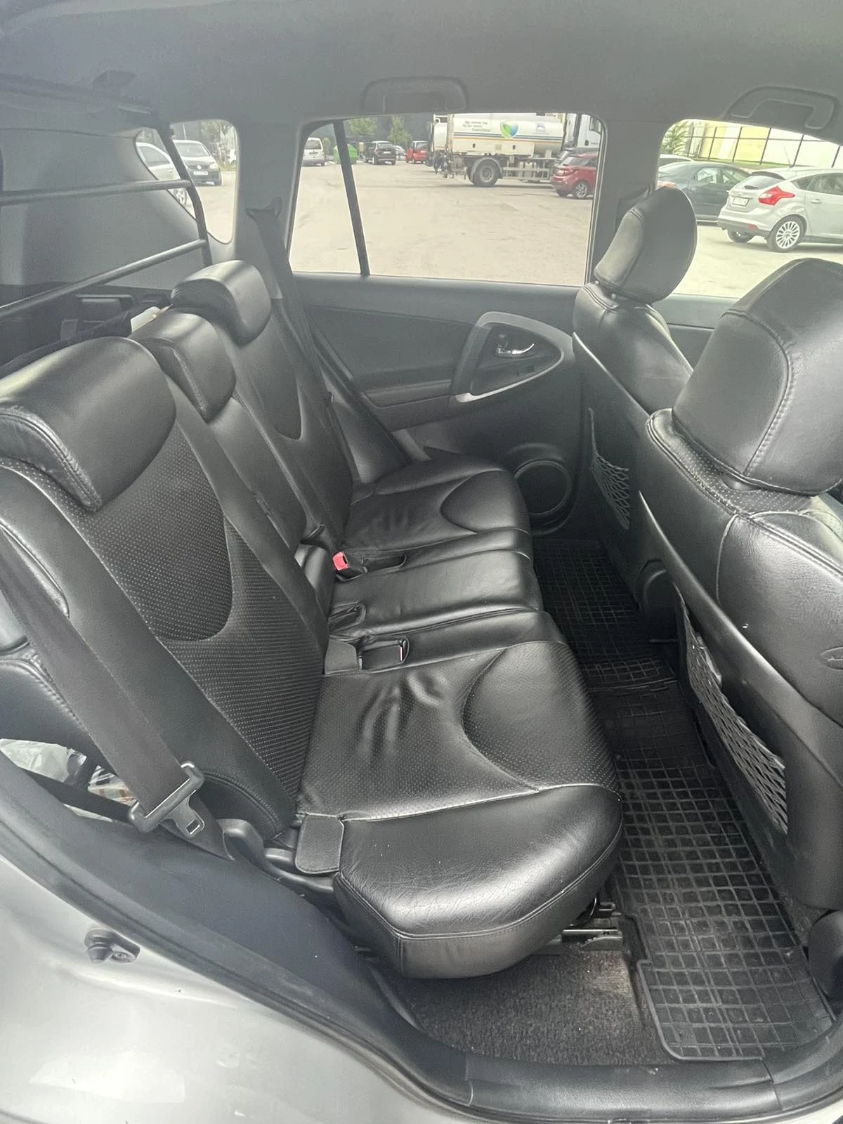 Toyota Rav4, снимка 7 - Автомобили и джипове - 56085812