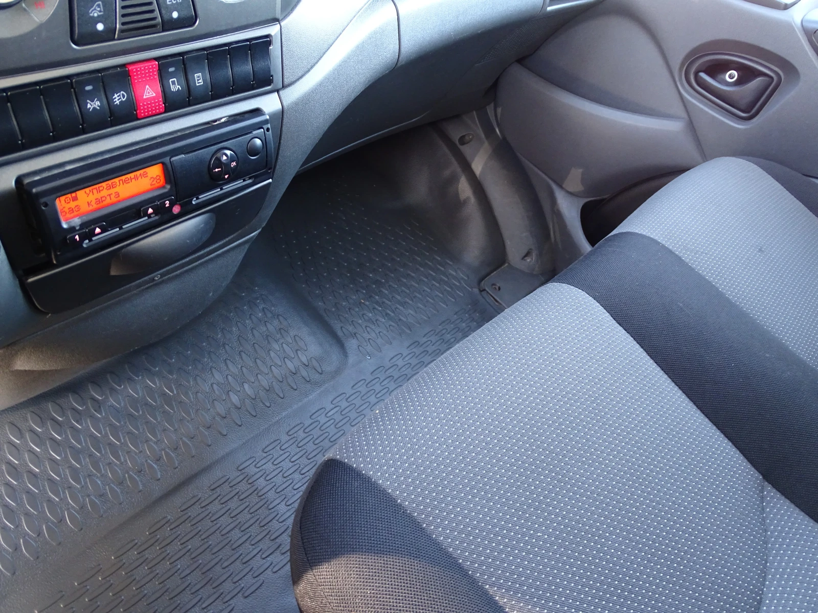 Iveco 35c17 ���� � ���� * * ��������* * ����� ����/���� 5 | Mobile.bg � ����������� 14