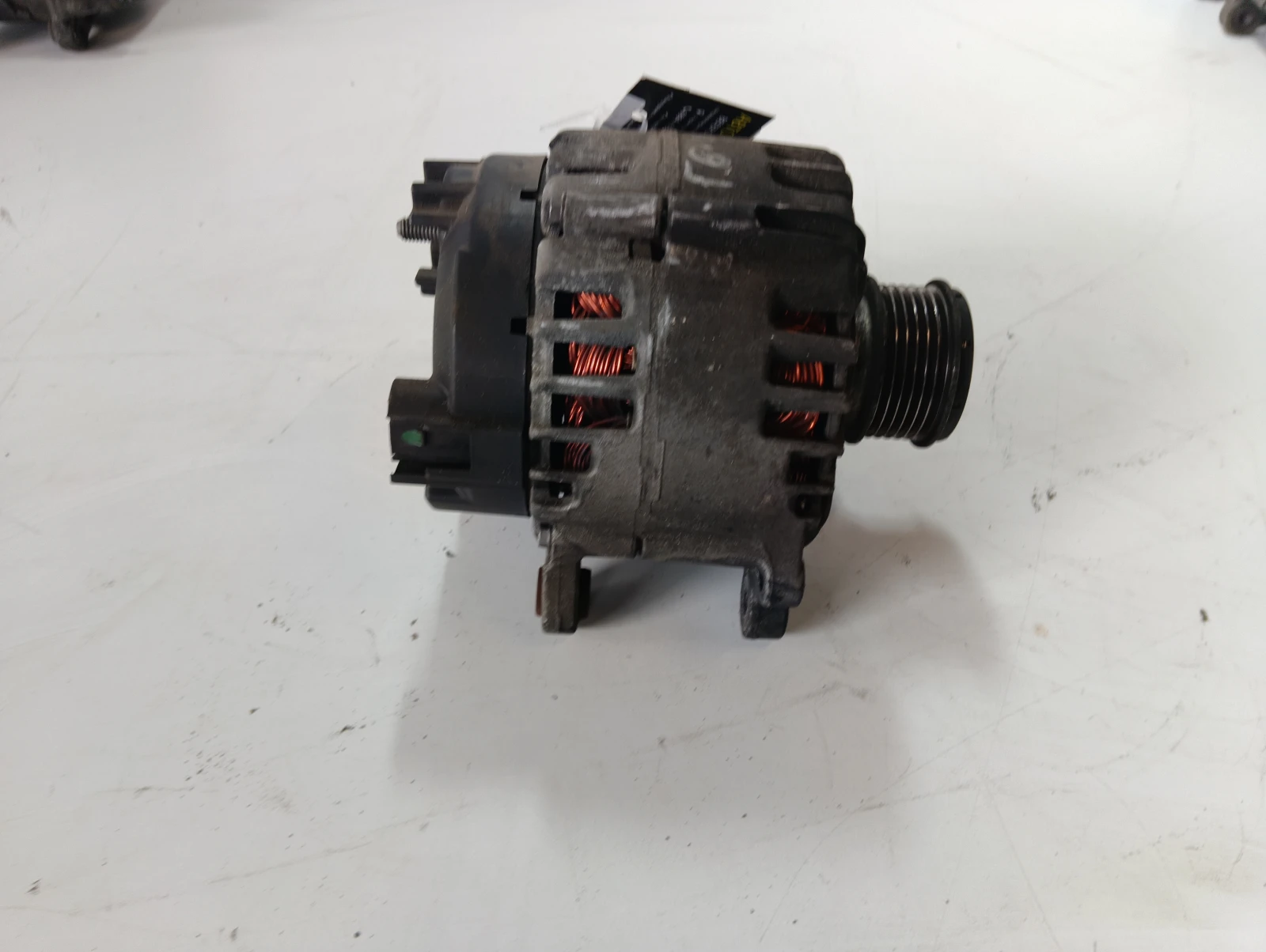 алтернатор 1.6 TDI VW Golf