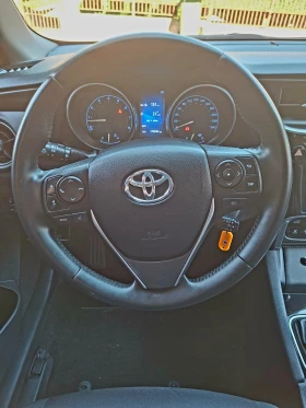 Toyota Auris 1.6.132k.c.2016 Benzin Full Max , снимка 9