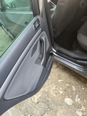 VW Golf - 3300 € / 6454.24 лв. - 85588909 6