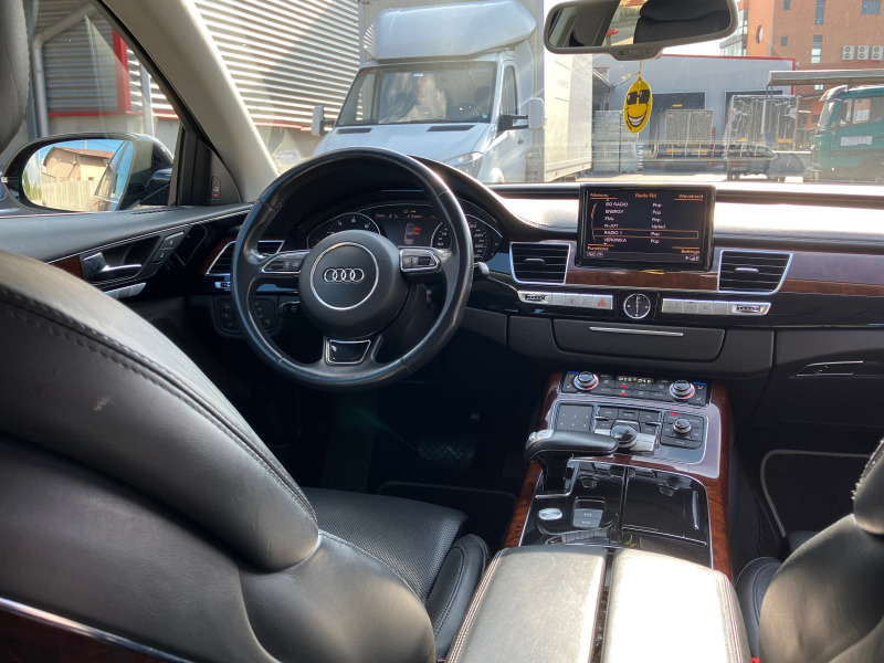 Audi A8, снимка 11 - Автомобили и джипове - 45515135