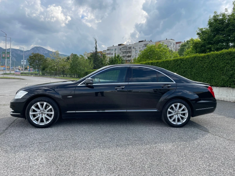 Mercedes-Benz S 350 &#39;&#39;FACELIFT&#39;&#39; Bluetec 4 Matic/7G Tr, снимка 5 - Автомобили и джипове - 47146081