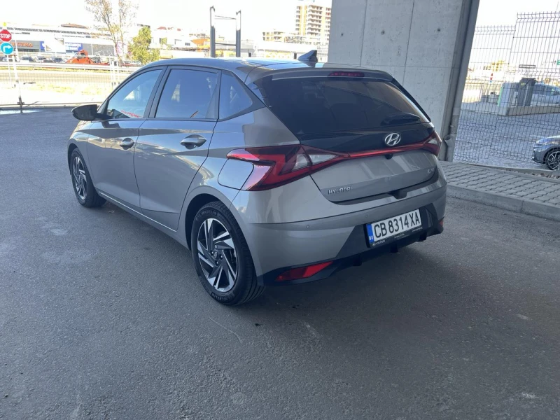 Hyundai I20, снимка 4 - Автомобили и джипове - 47423931