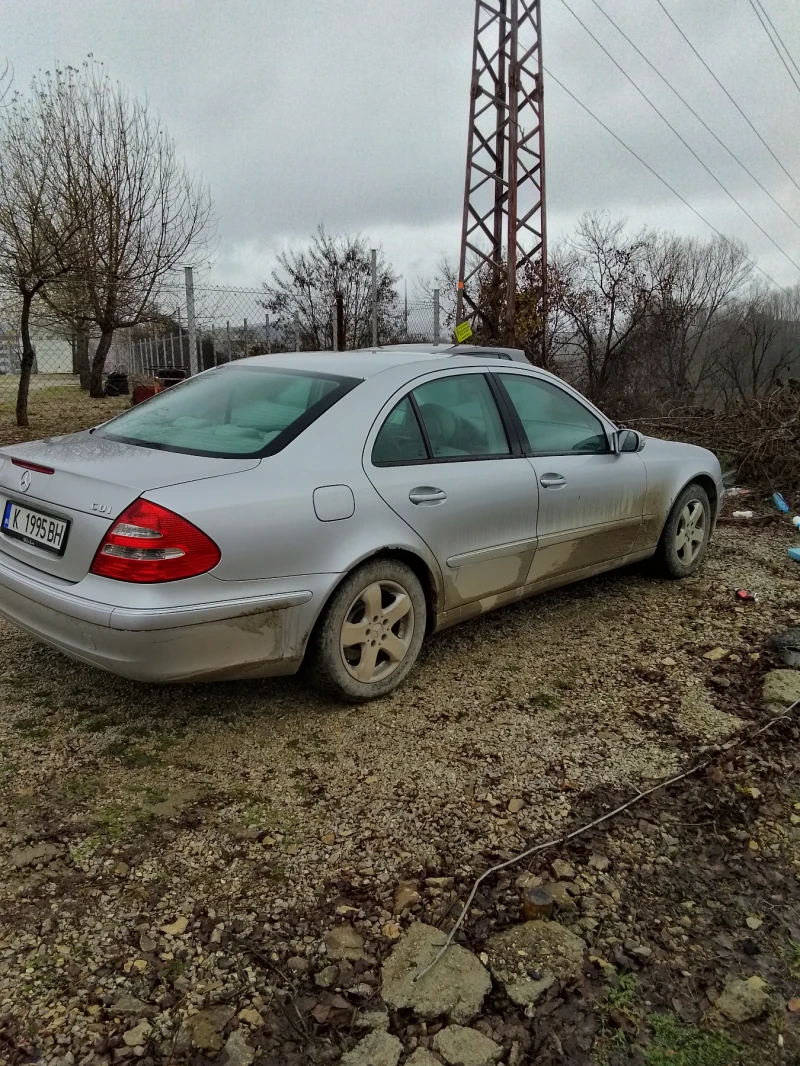 Mercedes-Benz E 280, снимка 4 - Автомобили и джипове - 48194931