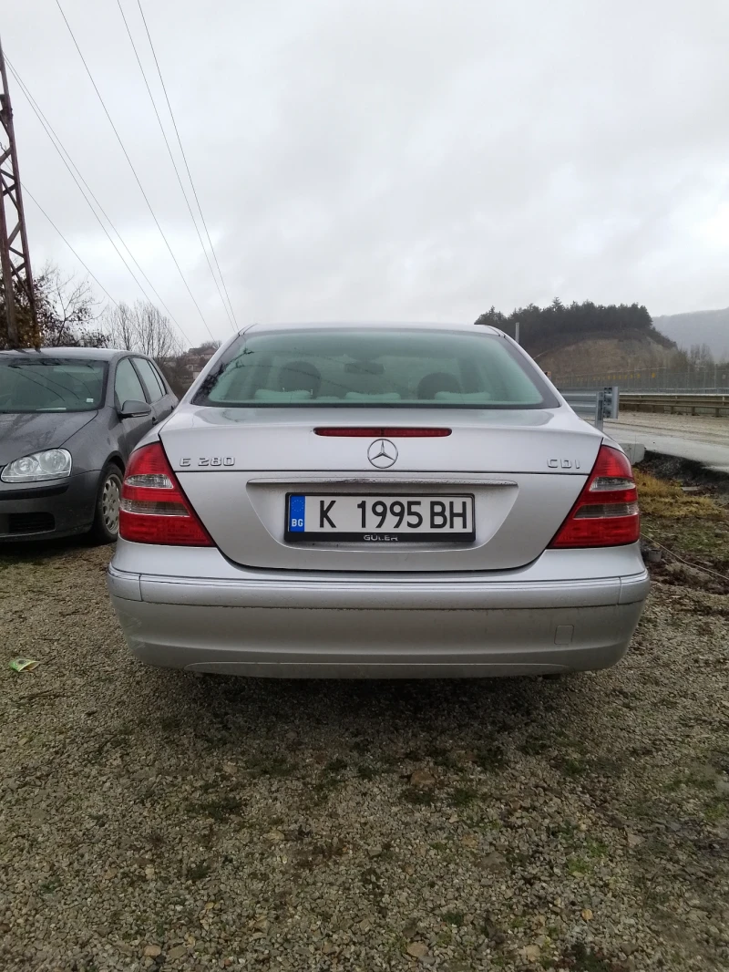 Mercedes-Benz E 280, снимка 6 - Автомобили и джипове - 48194931