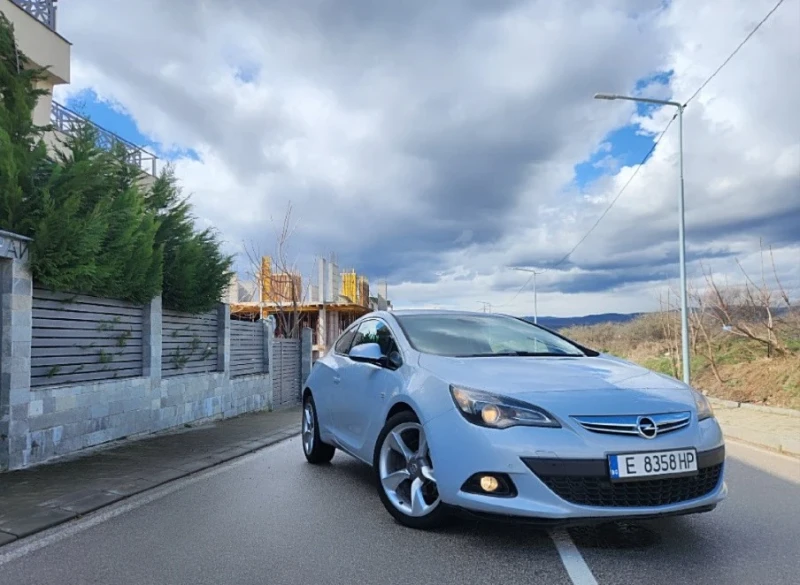 Opel Astra GTC, снимка 5 - Автомобили и джипове - 49538482