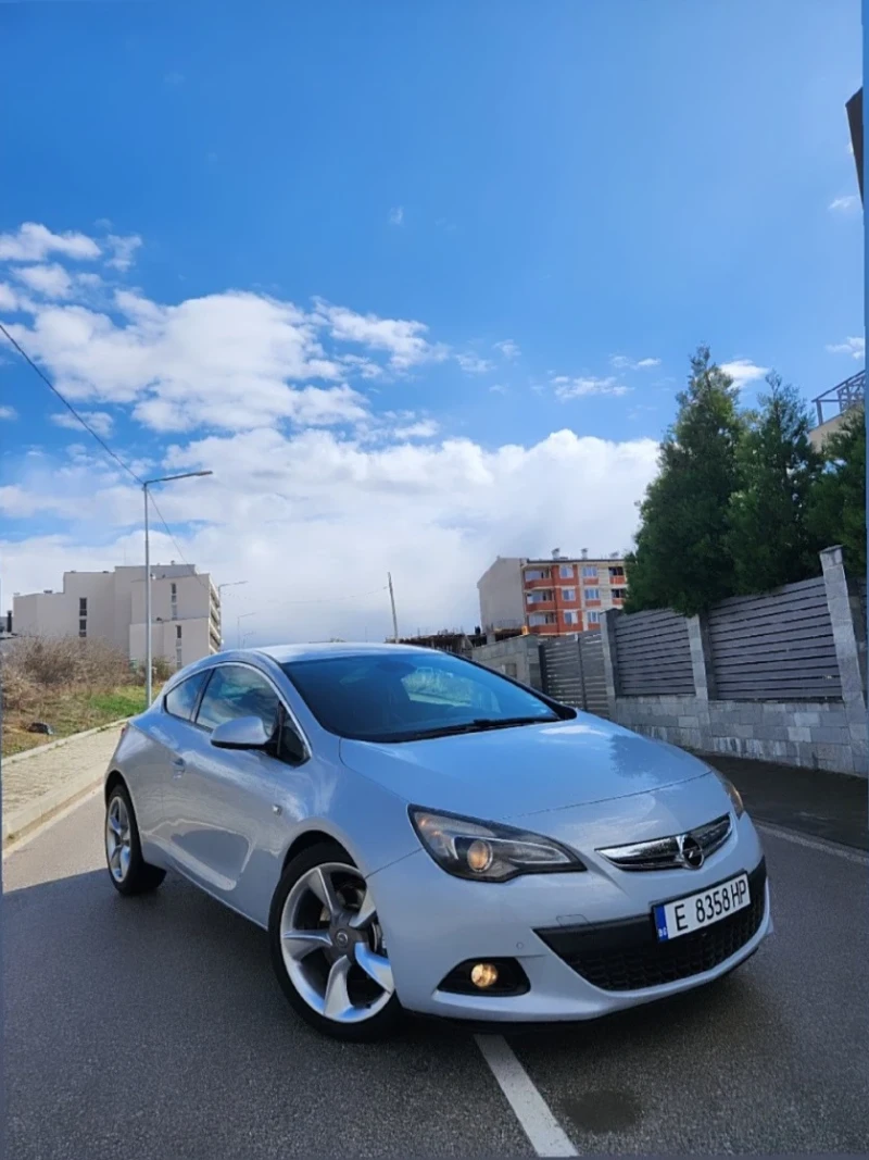 Opel Astra GTC, снимка 1 - Автомобили и джипове - 49538482