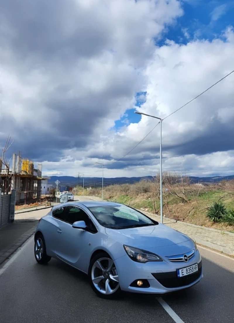 Opel Astra GTC, снимка 6 - Автомобили и джипове - 49538482