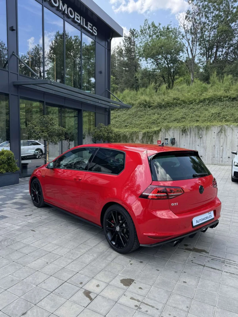 VW Golf GTI AKRAPOVIC, снимка 7 - Автомобили и джипове - 50701478