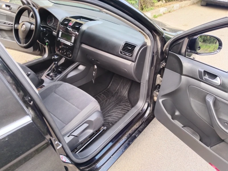 VW Golf Variant, снимка 5 - Автомобили и джипове - 52669784