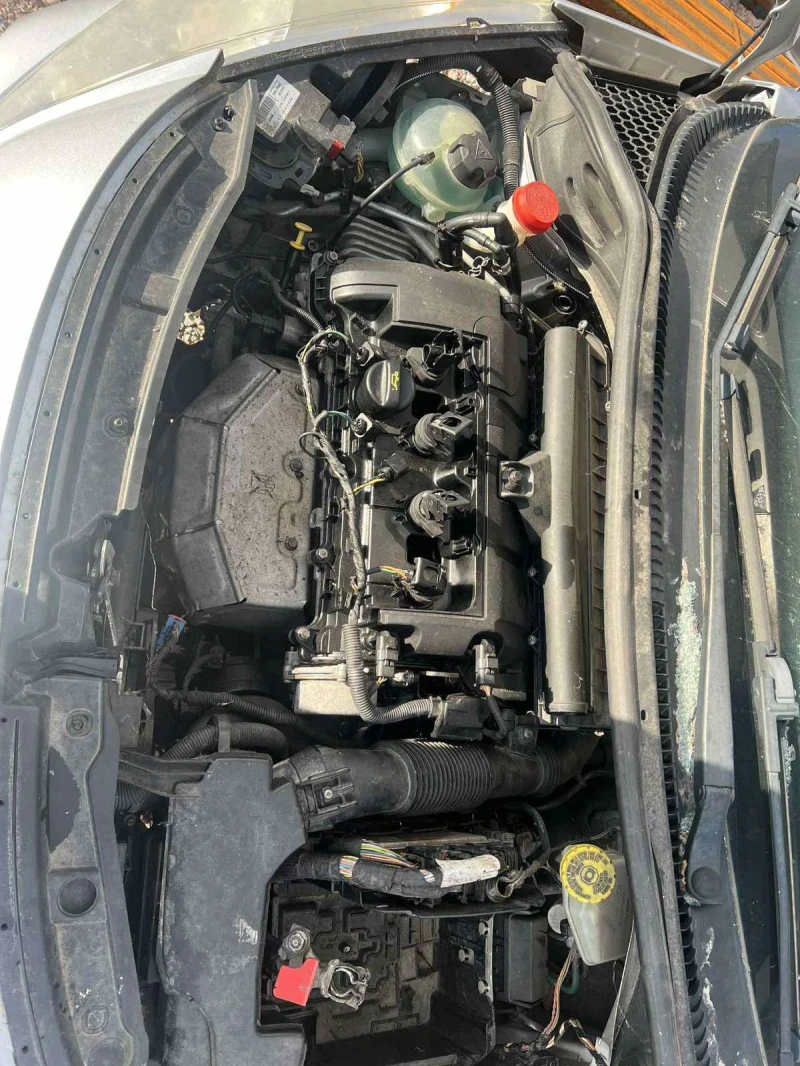 Peugeot 207 1.6 На Части, снимка 8 - Автомобили и джипове - 52045212