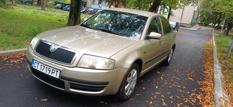 Skoda Superb 1.9 TDI, 131 к.с., снимка 2 - Автомобили и джипове - 52770716