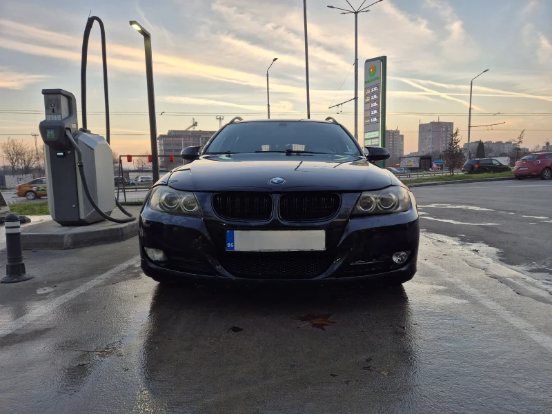BMW 320, снимка 2 - Автомобили и джипове - 52949927
