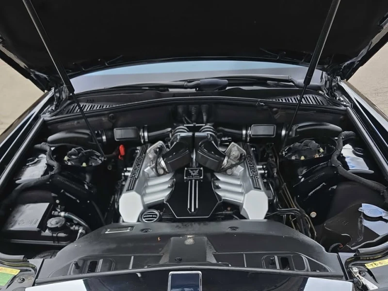 Rolls-Royce Phantom CARFAX* АВТОФИНАНСИРАНЕ* БЕЗ ПЪРВОНАЧАЛНА ВНОСКА* , снимка 8 - Автомобили и джипове - 52952277