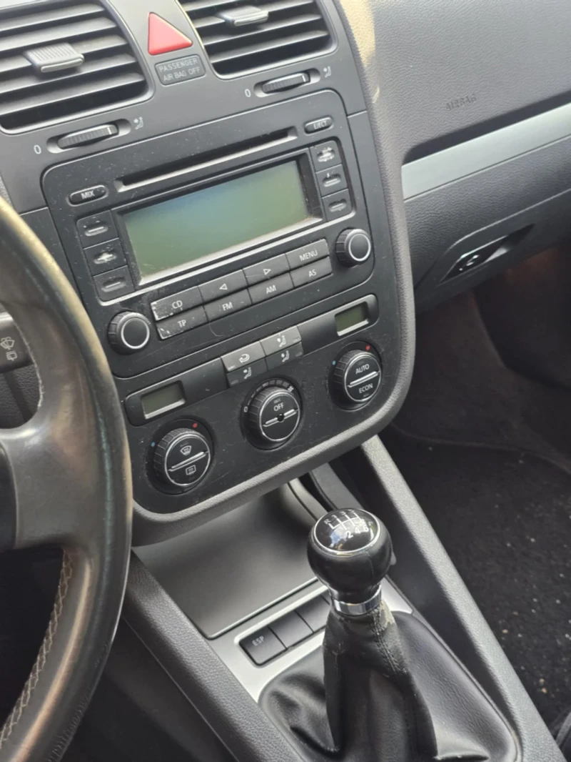 VW Golf, снимка 8 - Автомобили и джипове - 53355812