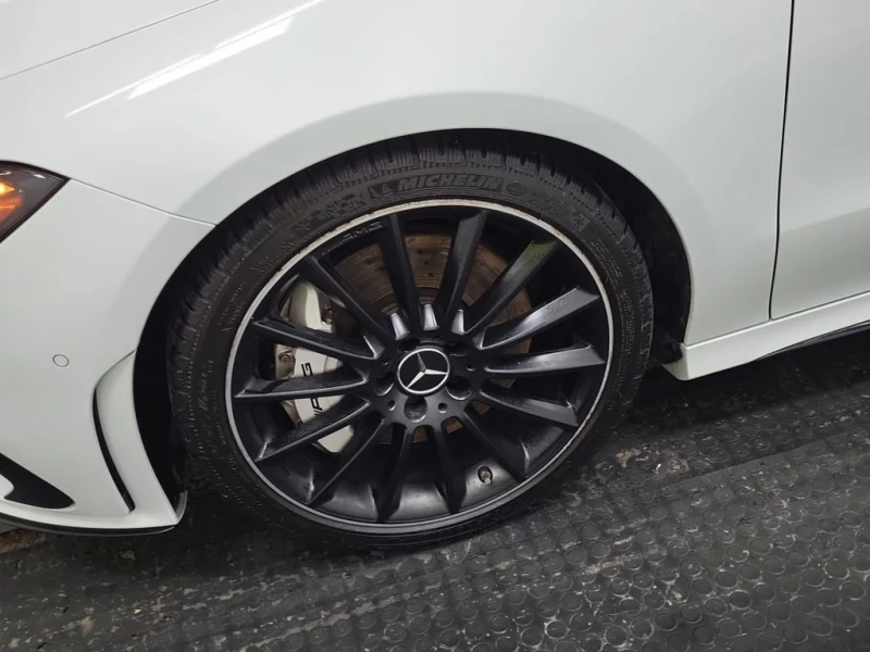 Mercedes-Benz CLA 350 AMG * AMG 35 * Pano* Navi* Heated seats* Keyless, снимка 17 - Автомобили и джипове - 53456007