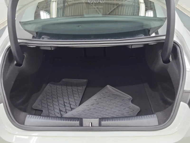 Mercedes-Benz CLA 350 AMG * AMG 35 * Pano* Navi* Heated seats* Keyless, снимка 16 - Автомобили и джипове - 53456007