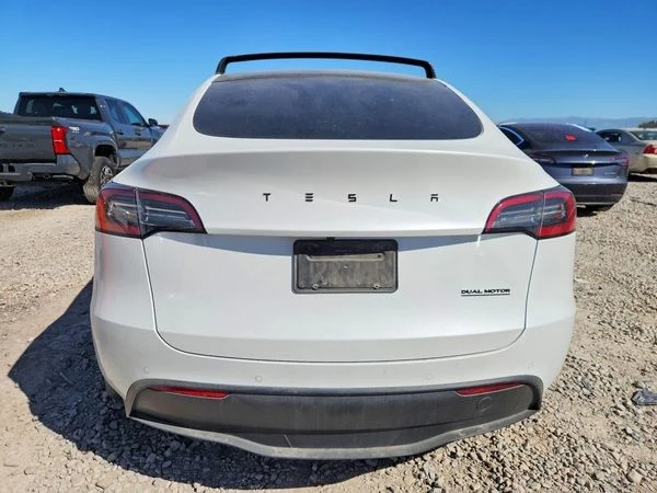 Tesla Model Y, снимка 7 - Автомобили и джипове - 56117545