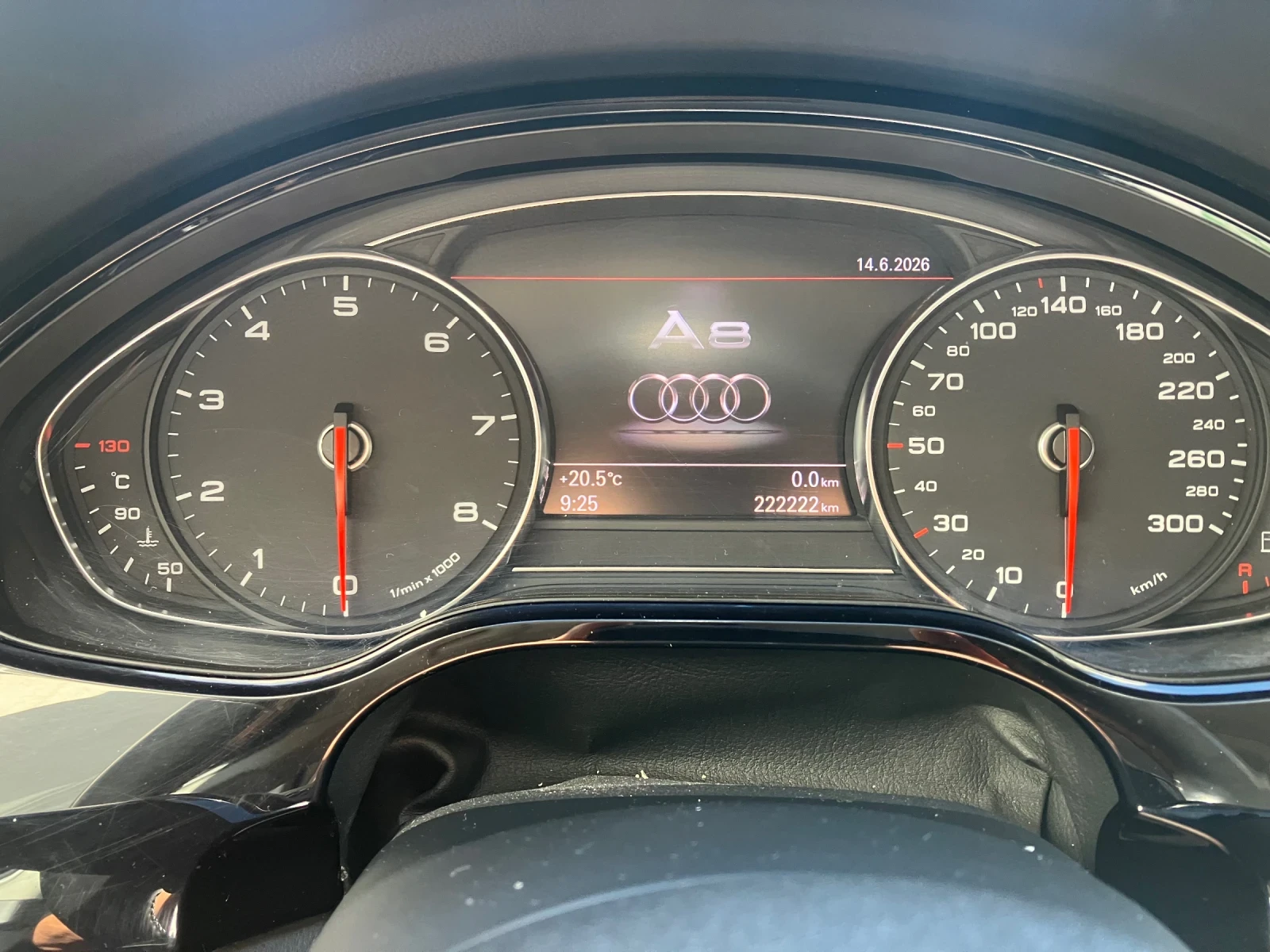 Audi A8